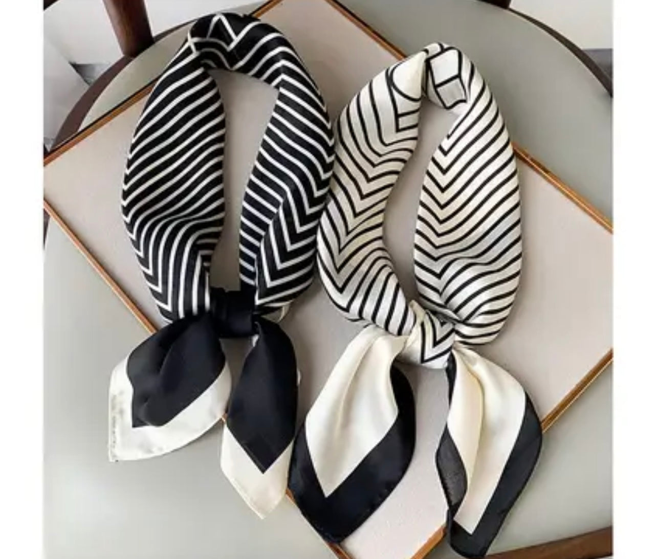 Madame Scarf