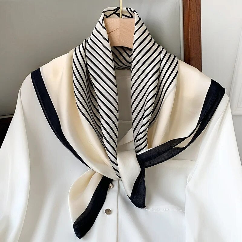 Madame Scarf